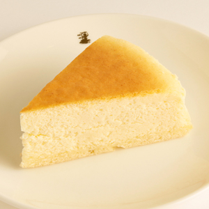 【店舗販売限定】ふんわりチーズケーキ　Fluffy Cheese Cake