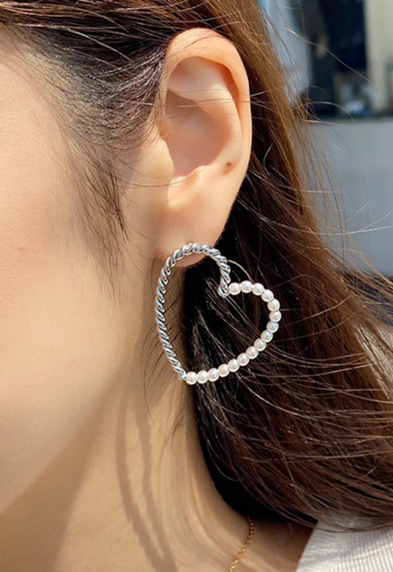 16kgp ハート模様の三毛猫ピアス.+*:゜+。.☆ 傲慢 