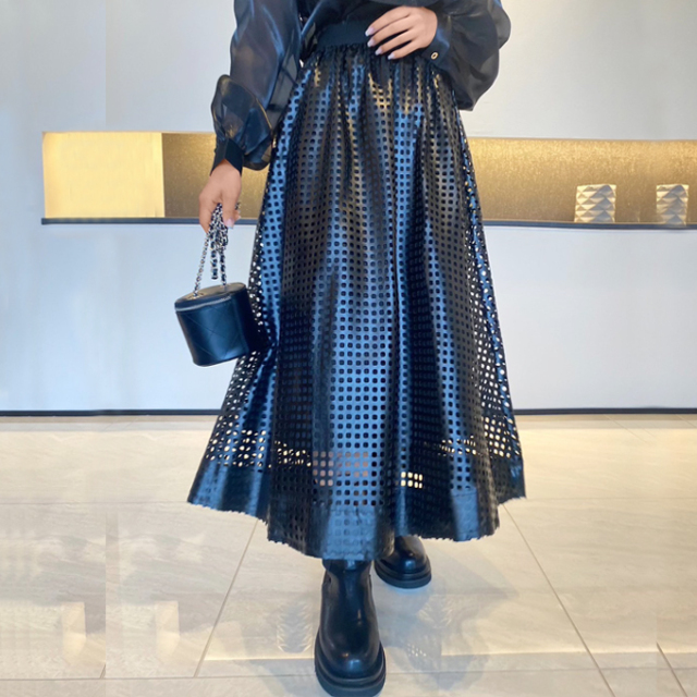 パンチングフェイクレザースカート【7j-831-03421】 