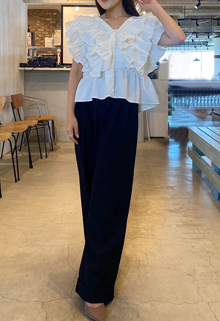 ラッフルフリルVネックブラウス【7h-831-04717】