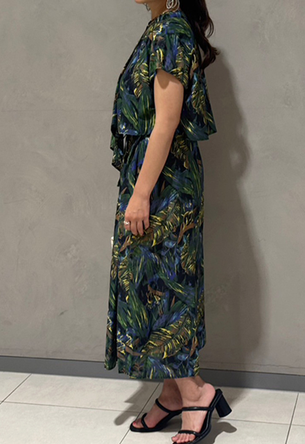 ボタニカルシルクワンピース【7g-174-01114】