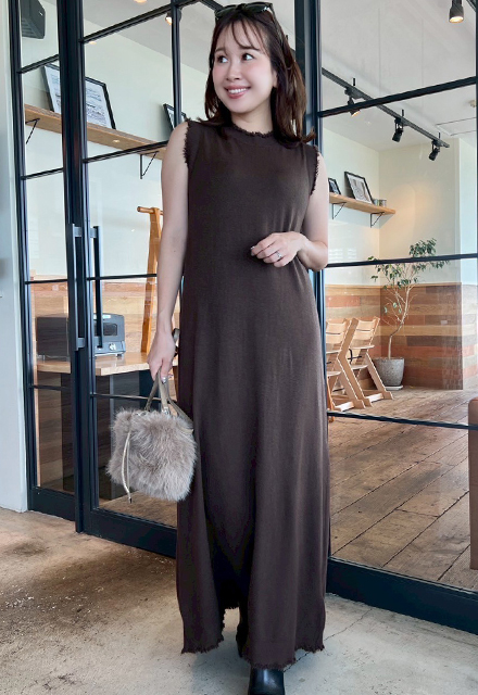 ⭐︎MONCLER ⭐︎ノースリーブワンピース ⭐︎4A104センチ MONCLER  