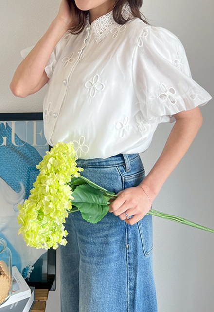 パンチングフラワー刺繍ブラウス【ネコポスOK】【7e-831-06349】