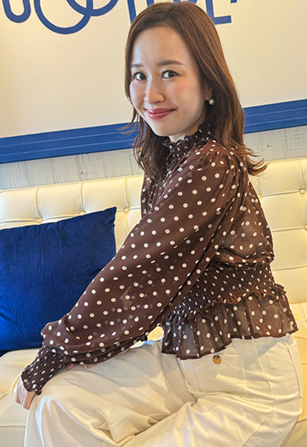 ドット柄ハイネックシャーリングブラウス【ネコポスOK】【7d-831-06652】