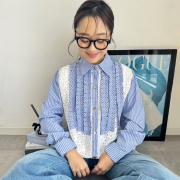 フロントレース＆フリルブラウス【7e-831-06125】