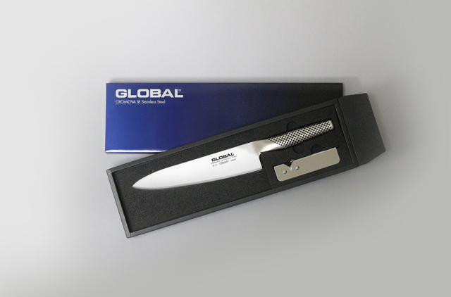 グローバル包丁　G-2 牛刀　美品 楽天市場】特典付き！ GLOBAL 【 牛刀 20cm G-2 】 グローバル