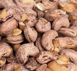 カシューナッツ(皮付き)＊ Cashew Nuts 130g （Salted with skin）