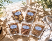 夏の感謝祭♪サマー５＊ Summer Five (５ Bags of 270g Granola and Others )