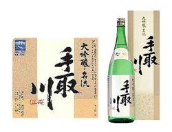 手取川大吟醸名流１８００ｍｌ専用カートン入