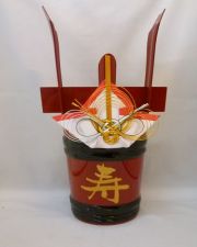 結婚のお祝いに相応しい角樽