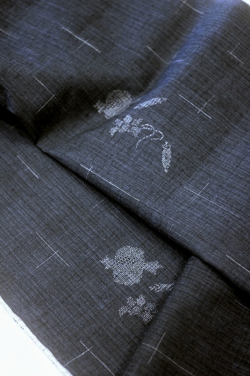 本場結城紬/地機飛び百細工・打ち出の小槌