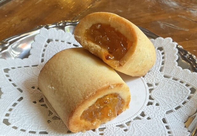 中国茶専門店のプレミアムパイナップルクッキー。サクッとジューシーで横浜中華街のお土産に大好評。