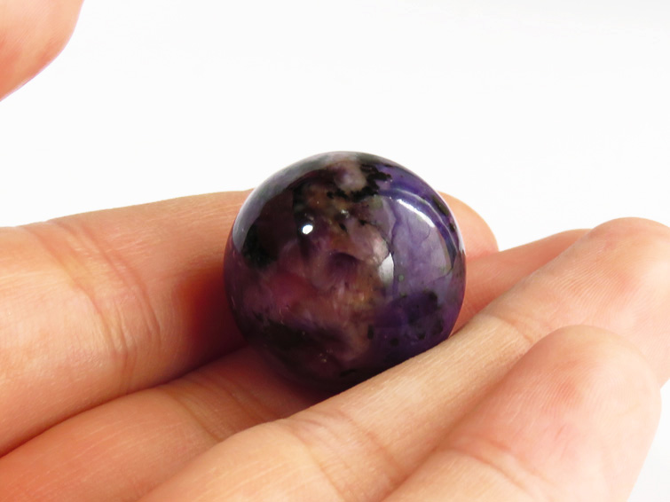 世界最大ヒーリングストーン　チャロアイト丸玉 直径約20mm ロシア産