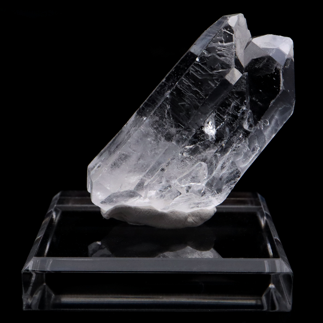 天然 水晶 クラスター 台付き ブラジル トマスゴンサガ産 原石 天然石 1点物 パワーストーン