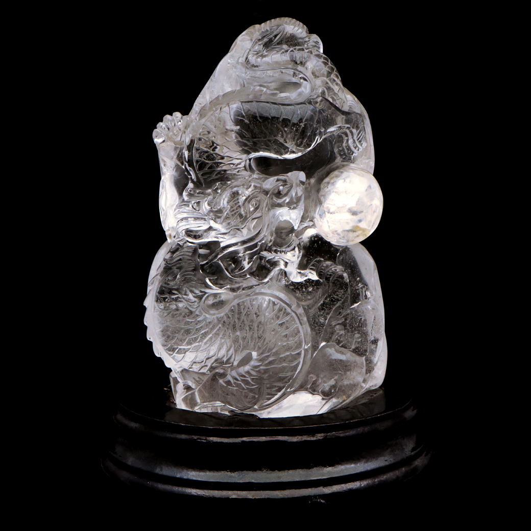 天然水晶 手彫り 717g 龍 置物 台座付き 風水 クリスタル Crystal Dragon 1点 彫刻