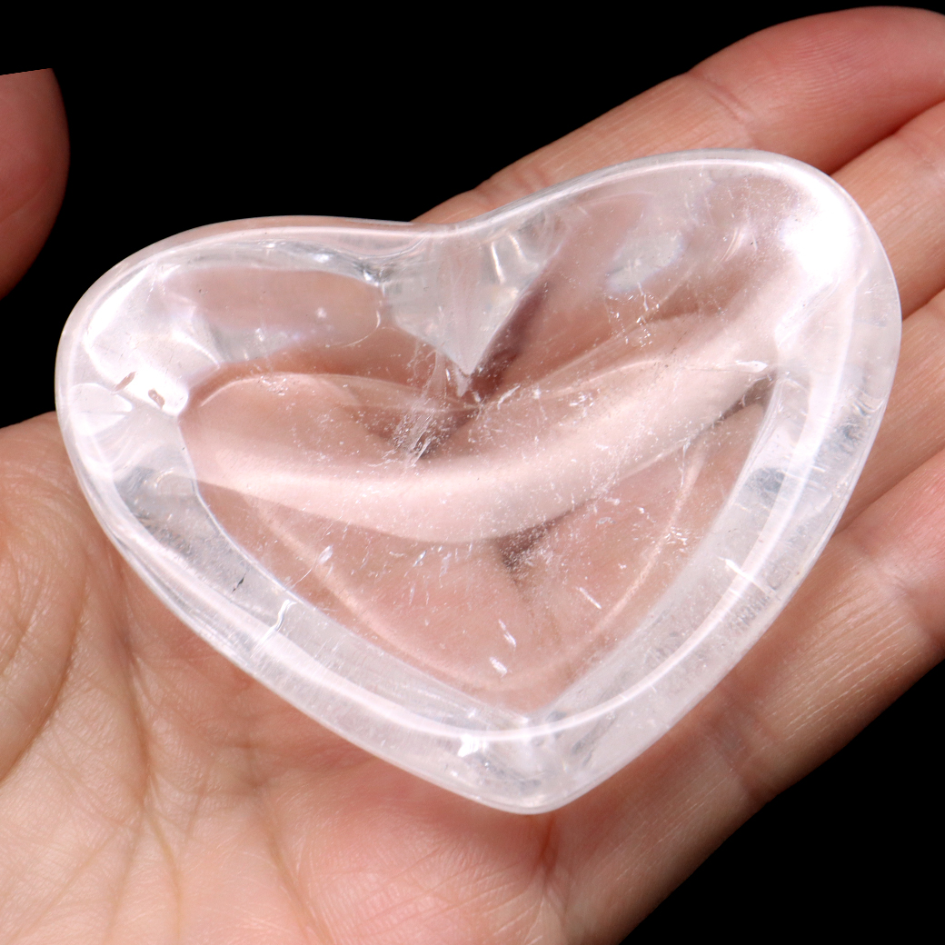 水晶 お皿 浄化皿 受け皿 ハート型 77g プレート クリスタルクォーツ ブラジル産 癒し ヒーリング 浄化 天然石