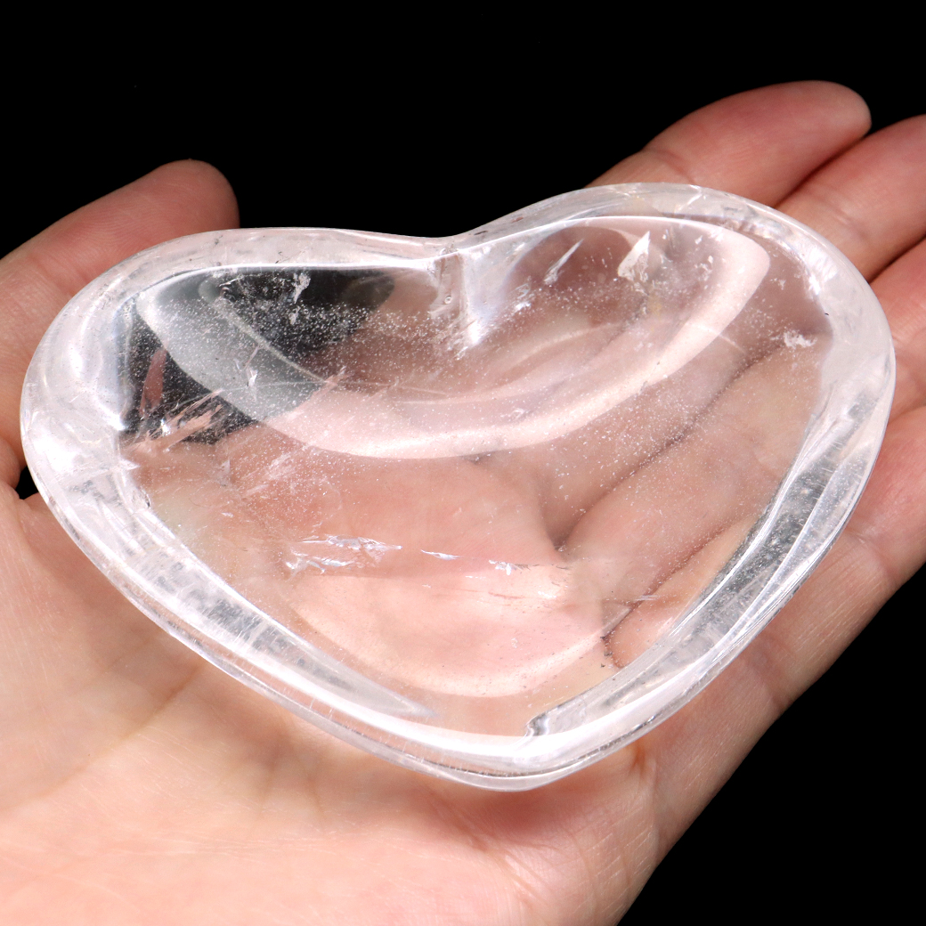 水晶 お皿 虹入り 浄化皿 受け皿 ハート型 133g プレート クリスタルクォーツ ブラジル産 癒し ヒーリング 浄化 天然石