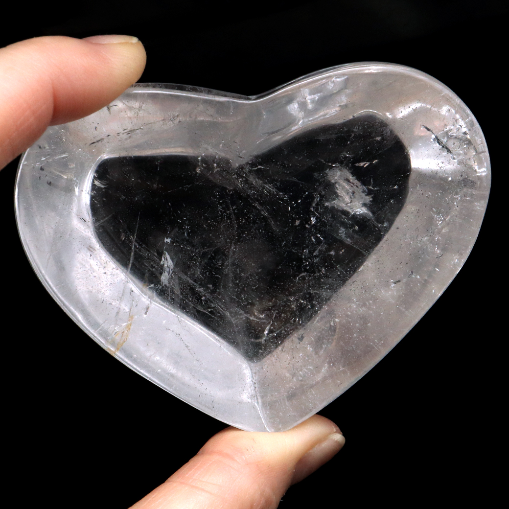 水晶 お皿 虹入り 浄化皿 受け皿 ハート型 154g プレート クリスタルクォーツ ブラジル産 癒し ヒーリング 浄化 天然石