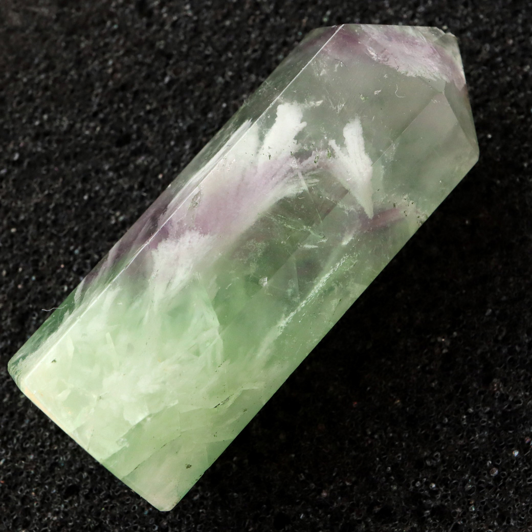 エンジェルフェザー フローライト 六角柱 ポイント 手のひらサイズ