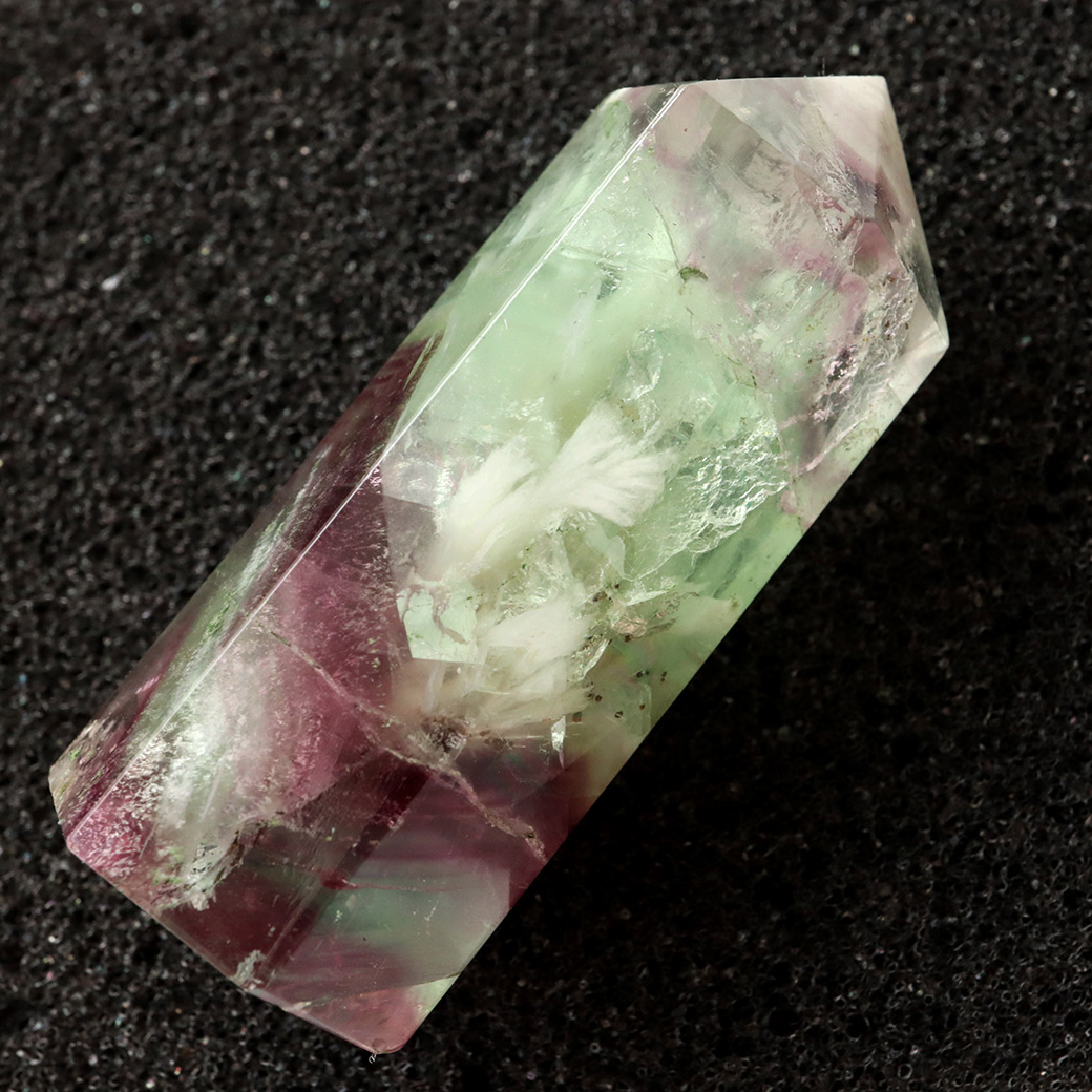 エンジェルフェザー フローライト 六角柱 ポイント 手のひらサイズ