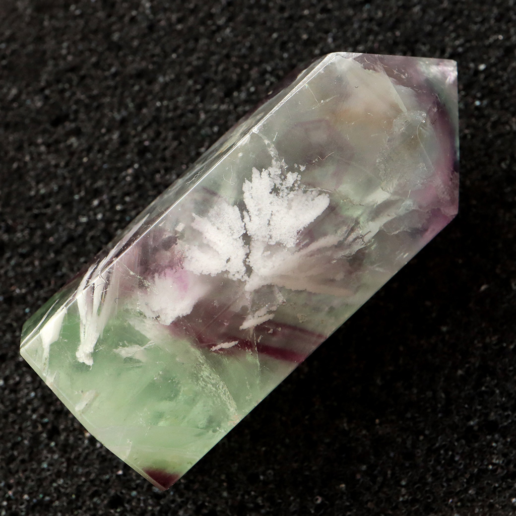 エンジェルフェザー フローライト 六角柱 ポイント 手のひらサイズ