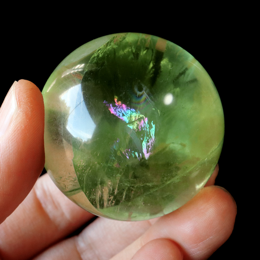 グリーン フローライト AAAAA 丸玉 虹入り レインボー 透き通る透明感 スフィア 台座 蛍石 天然石 1点もの パワーストーン