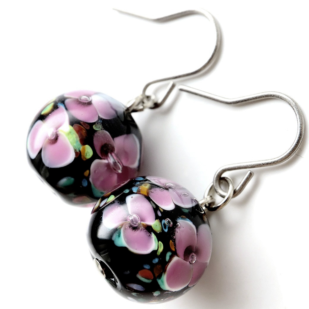 とんぼ玉 ピアス チタン製 両耳用  5色から選べる