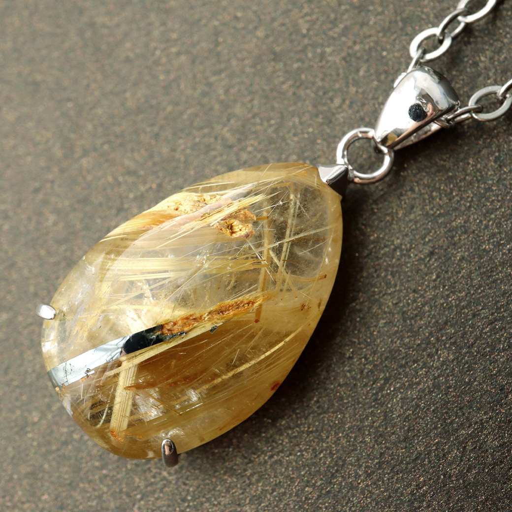 ゴールド タイチン ルチルクォーツ ペンダント 天然石 パワーストーン Silver925