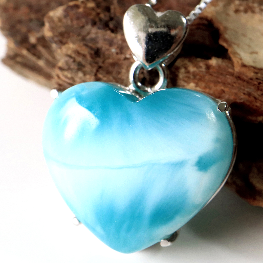 ラリマー ペンダント ハート型 カリブ海を連想させるスカイブルー ドミニカ産 Silver925 パワーストーン