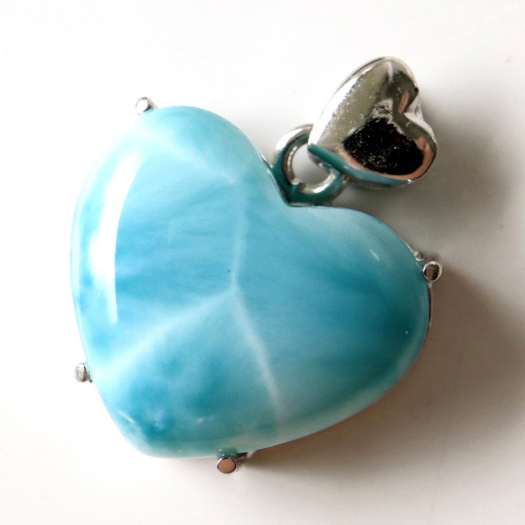 ラリマー ペンダント ハート型 カリブ海を連想させるスカイブルー ドミニカ産 Silver925 パワーストーン