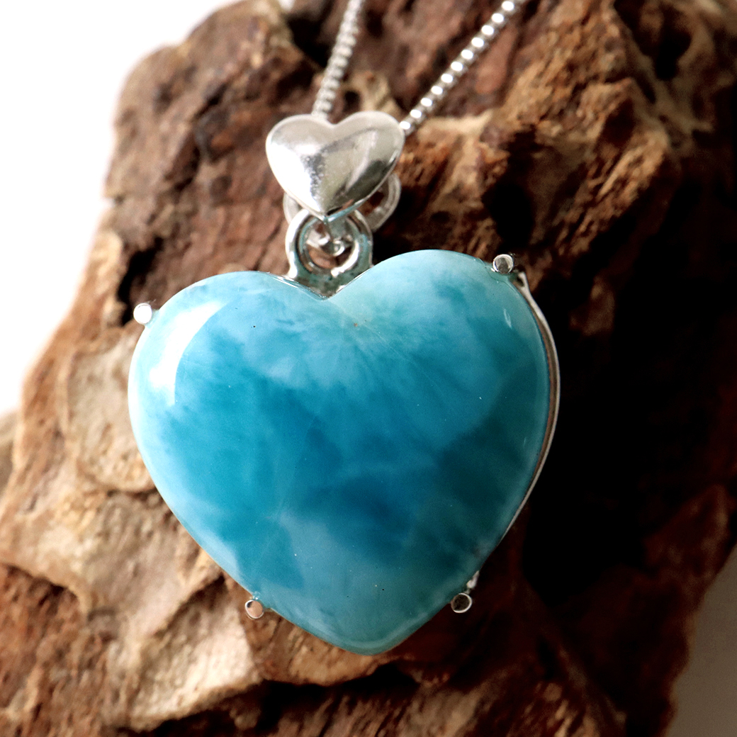 ラリマー ペンダント ハート型 カリブ海を連想させるスカイブルー ドミニカ産 Silver925 パワーストーン