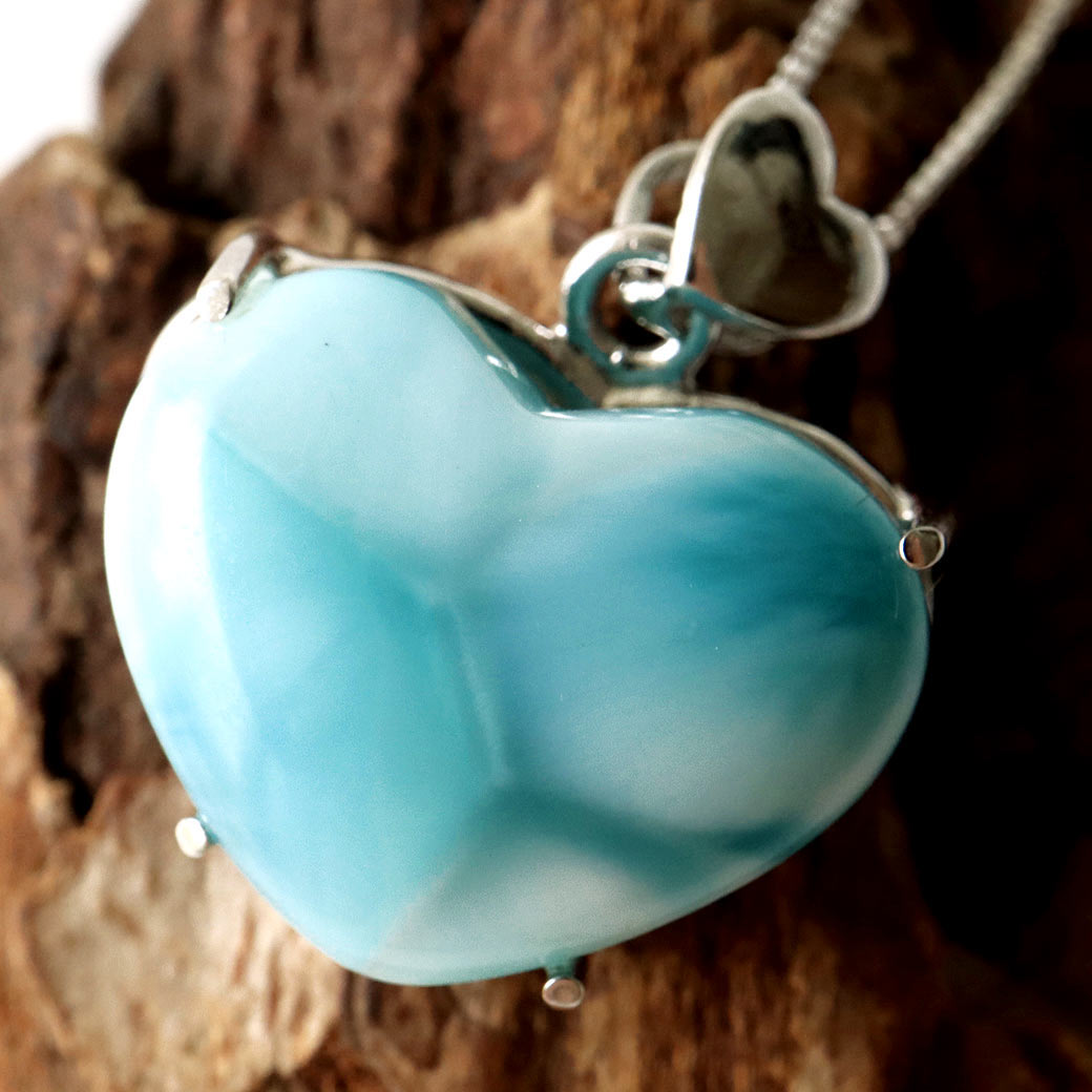 ラリマー ペンダント ハート型 カリブ海を連想させるスカイブルー ドミニカ産 Silver925 チェーン付き