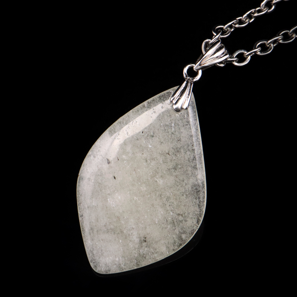 リビアングラス ペンダント Silver925 鑑別書付き インパクトガラス 衝突溶融ガラス 天然石