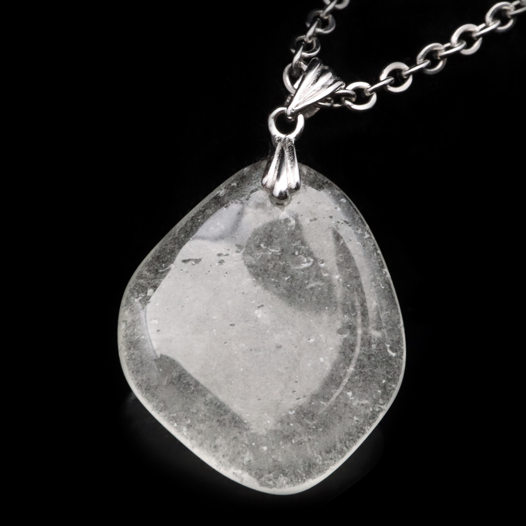 リビアングラス ペンダント Silver925 鑑別書付き インパクトガラス 衝突溶融ガラス 天然石