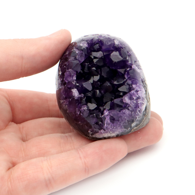 アメジスト クラスター 側面磨き 紫水晶 置き物 原石 ウルグアイ産 天然石 AAA 1点物 2月 誕生石