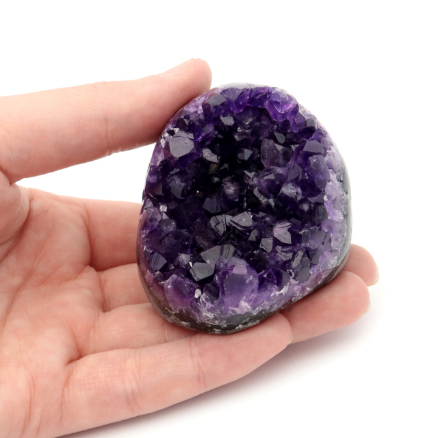 アメジスト クラスター 側面磨き 紫水晶 置き物 原石 ウルグアイ産 天然石 AAA 1点物 2月 誕生石