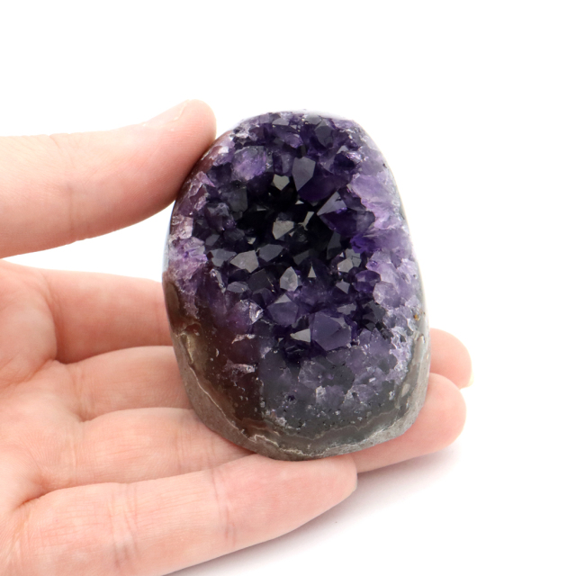 アメジスト クラスター 側面磨き 紫水晶 置き物 原石 ウルグアイ産 天然石 AAA 1点物 2月 誕生石