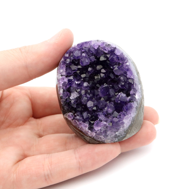 アメジスト クラスター 側面磨き 紫水晶 置き物 原石 ウルグアイ産 天然石 AAA 1点物 2月 誕生石