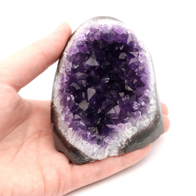 アメジスト クラスター 側面磨き 紫水晶 置き物 原石 ウルグアイ産 天然石 AAA 1点物 2月 誕生石