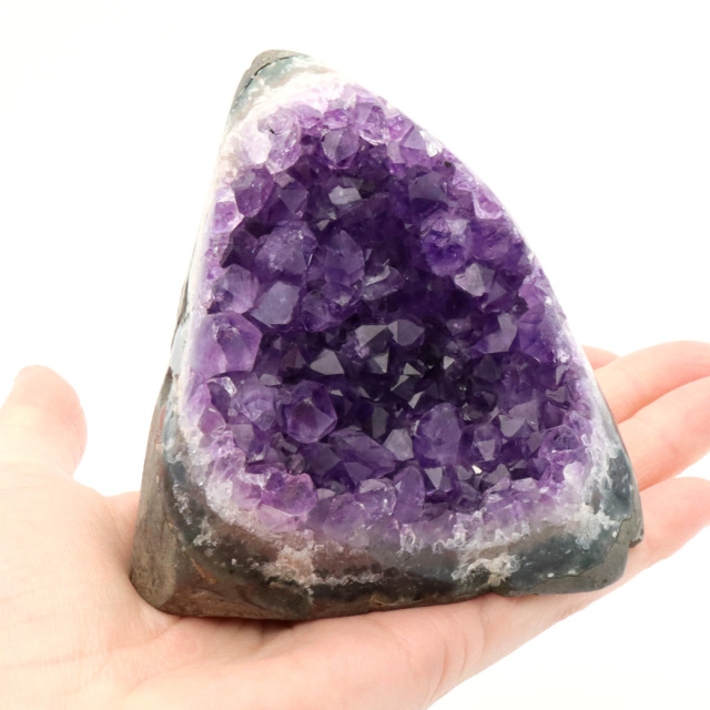 アメジスト クラスター 側面磨き AAA 紫水晶 置き物 原石 ウルグアイ産 天然石 1点物 2月 誕生石
