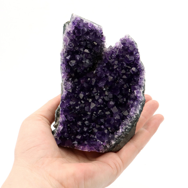 アメジスト クラスター 底切り AAA＋ 紫水晶 置き物 原石 ウルグアイ産 天然石 1点物 2月 誕生石