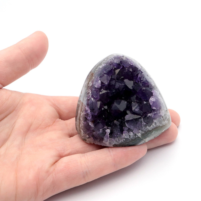 アメジスト クラスター 側面磨き AAA ドゥルーザ 紫水晶 置き物 原石 ウルグアイ産 天然石 1点物 2月 誕生石 天然石 amethyst