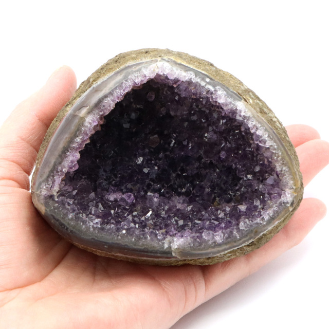 アメジスト ドーム 晶洞 原石 1点もの ガマ型 紫水晶 ウルグアイ産 2月 誕生石 鉱物 ヒーリング 浄化 置き物 天然石