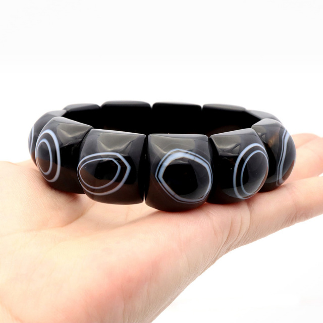めのう メノウ 瑪瑙 天然石 ブレスレット バングル 楽天市場】【レア 1点物】メノウ バングル めのう アゲート