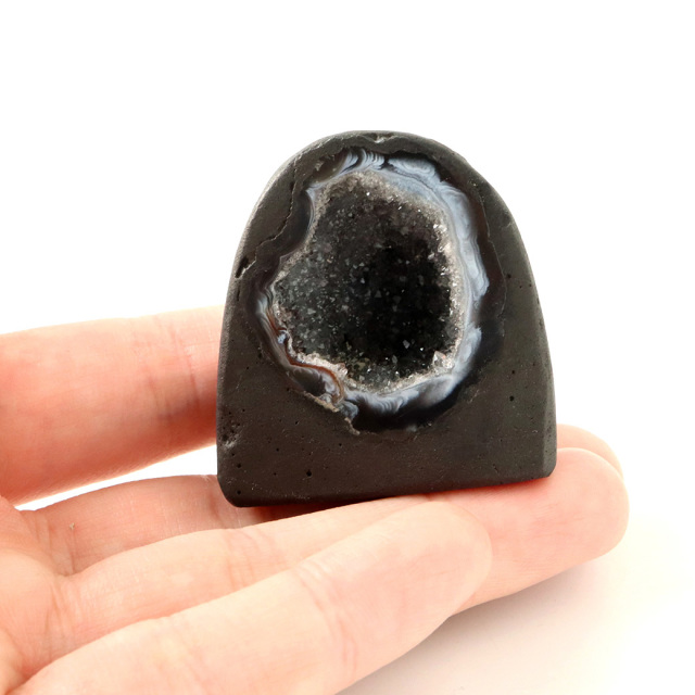 アゲート 水晶 ジオード ドーム 瑪瑙晶洞 天然石 パワーストーン 1点もの 置き物 手のひらサイズ