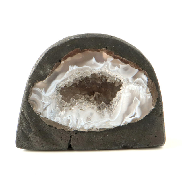 瑪瑙ドーム　パワーストーン アゲート 水晶 ジオード ドーム 瑪瑙晶洞 天然石 パワーストーン 1点