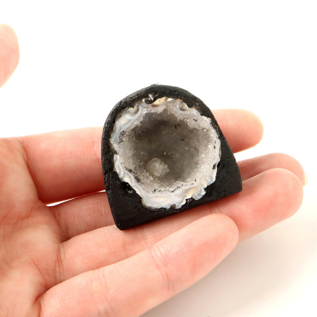 アゲート 水晶 ジオード ドーム 瑪瑙晶洞 天然石 パワーストーン