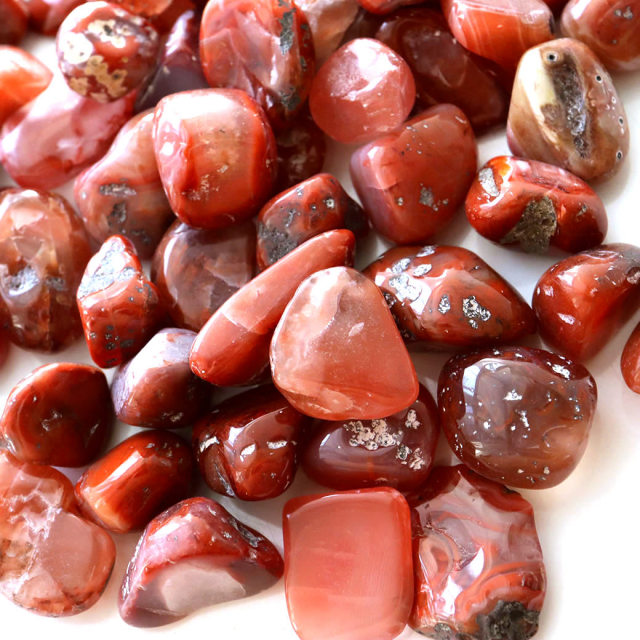南紅瑪瑙 ナンホンメノウ アゲート さざれ 100g サイズ中 細石 天然石