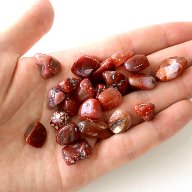 南紅瑪瑙 ナンホンメノウ アゲート さざれ 100g サイズ中 細石 天然石