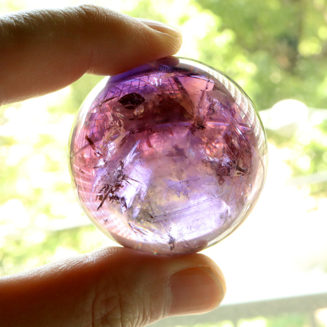 アメジスト 紫水晶 丸玉 虹入り レインボー ブラジル バイーア州産 AAA 直径約44mm 台座付き 1点もの スフィア 2月 誕生石 置き物